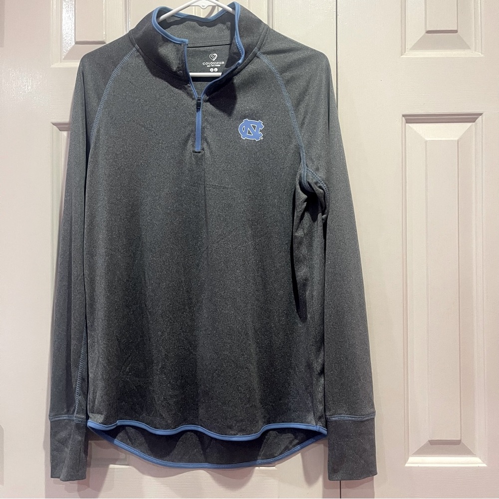 North Carolina Tar Heels Stingray Quarter Zip Top Colosseum Size XL